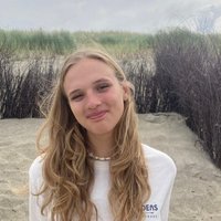 Wassersportassistentin Antonia